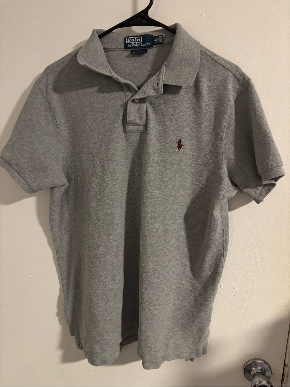Polo Ralph Lauren Men’s Gray Custom Fit Polo Shirt Size Large
(1301)